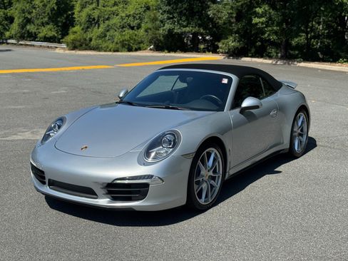 Used 2014 Porsche 911 Carrera 4 AWD/4WD image 21