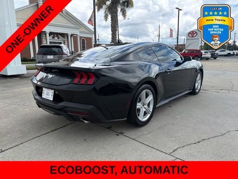Used 2026 Ford Mustang Coupe RWD image 5