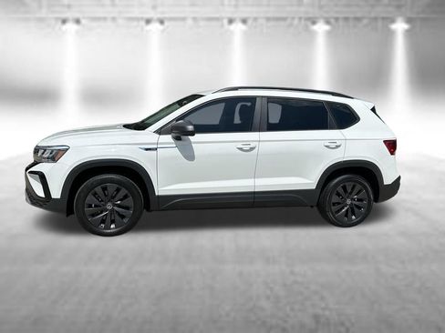 Used 2023 Volkswagen Taos S w/ Driver Assistance Package FWD image 2