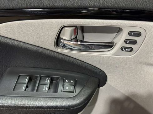 Used 2016 Honda Pilot Touring image 20