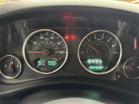 Used 2015 Jeep Wrangler Sport image 15