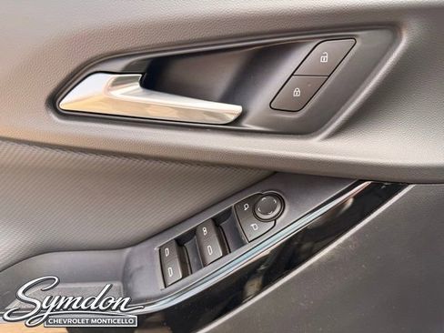 New 2026 Chevrolet Equinox LT image 16