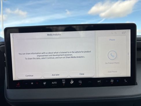 New 2025 Ford Maverick XLT w/ XLT Luxury Package image 22