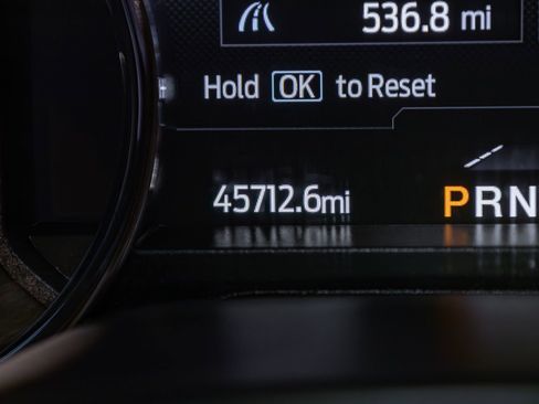 Used 2020 Ford F350 Platinum AWD/4WD image 18