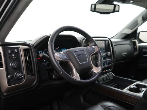 Used 2018 GMC Sierra 1500 Denali w/ Denali Ultimate Package image 16