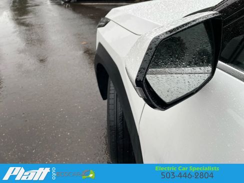 Used 2025 Kia EV9 Light Long Range image 16