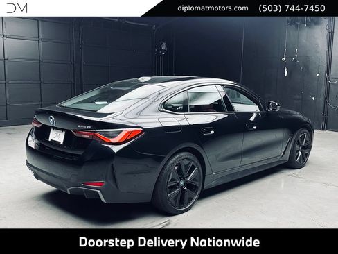Used 2023 BMW i4 eDrive35 w/ Premium Package RWD image 7