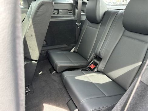 Used 2022 Mercedes-Benz GLE 350 4MATIC w/ 3rd Row Seat Package image 17