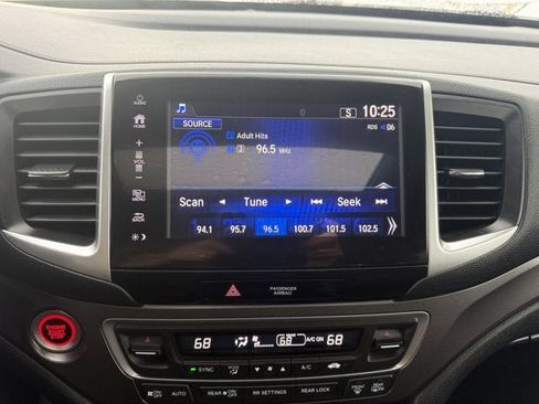 Used 2017 Honda Pilot EX-L image 32