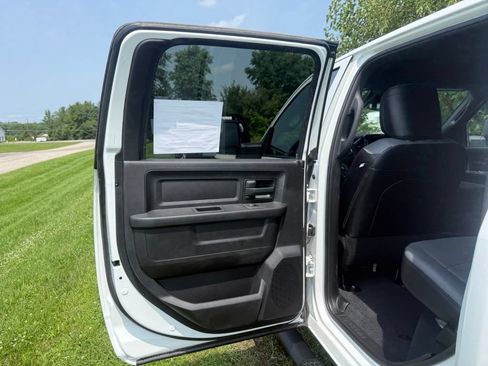 Used 2025 RAM 2500 Tradesman w/ Safety Group AWD/4WD image 35