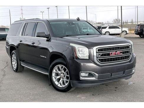 Used 2015 GMC Yukon XL SLT w/ Open Road Package image 2