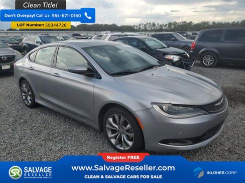 Used 2015 Chrysler 200 S FWD image 5