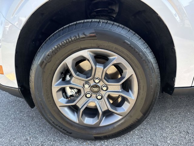 Used 2025 Ford Maverick XLT w/ XLT Luxury Package AWD/4WD image 9