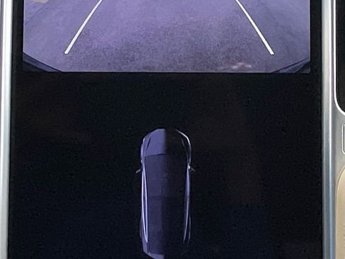 Used 2016 Tesla Model X 75D image 27