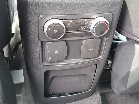 Used 2023 Ford Explorer XLT w/ Equipment Group 202A AWD/4WD image 11