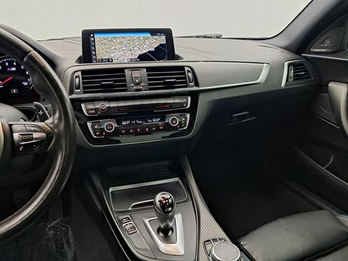 Used 2018 BMW M2 image 19