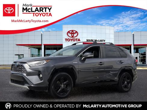 Used 2019 Toyota RAV4 XSE AWD/4WD image 1