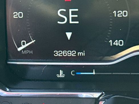 Used 2023 GMC Sierra 1500 SLT w/ SLT Premium Package image 27