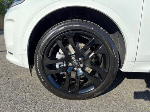 Certified 2025 Land Rover Discovery Sport S AWD/4WD image 9