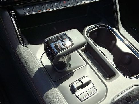 New 2026 GMC Sierra 1500 AT4 w/ Technology Package AWD/4WD image 11