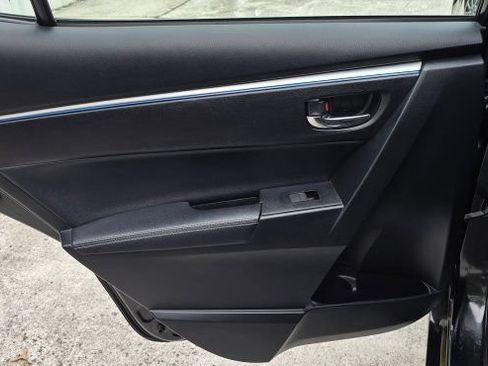 Used 2016 Toyota Corolla S FWD image 30