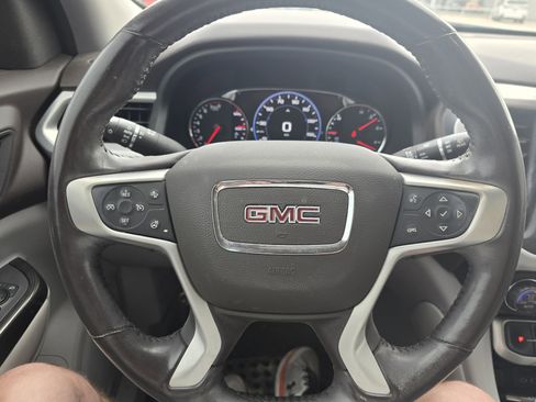 Used 2021 GMC Acadia SLT w/ Technology Package image 13