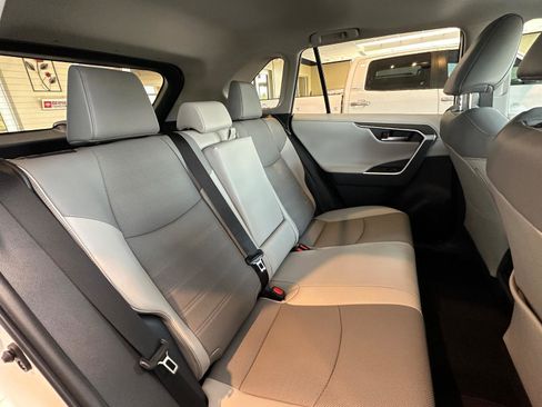 New 2025 Toyota RAV4 Limited image 19