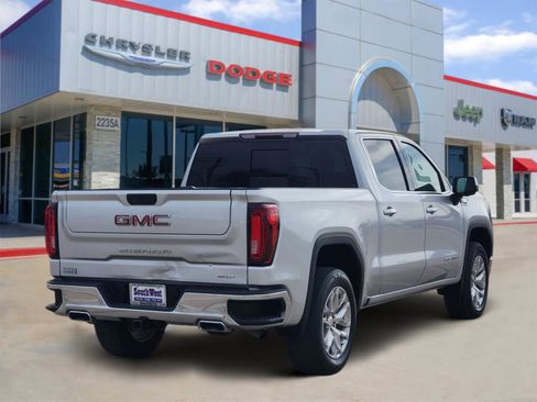 Used 2021 GMC Sierra 1500 SLT w/ SLT Premium Plus Package image 5