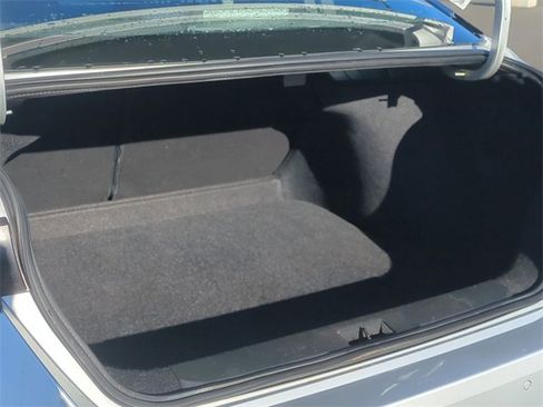 Used 2022 Nissan Sentra SV image 32