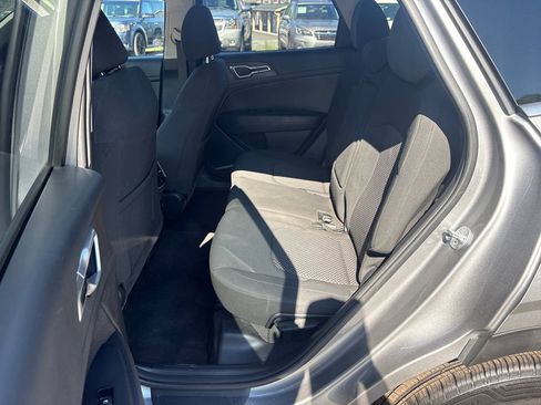 Used 2023 Kia Sportage LX AWD/4WD image 25