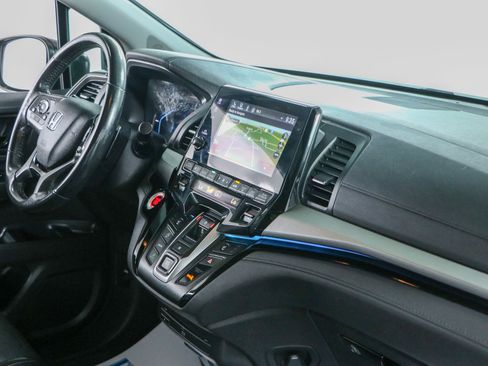 Used 2023 Honda Odyssey Touring image 28