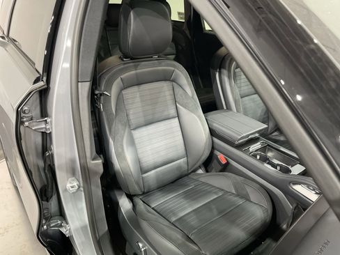 New 2024 Lincoln Nautilus Reserve w/ Equipment Group 202A image 36