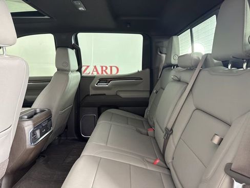 Used 2024 GMC Sierra 1500 SLT w/ SLT Premium Plus Package image 13