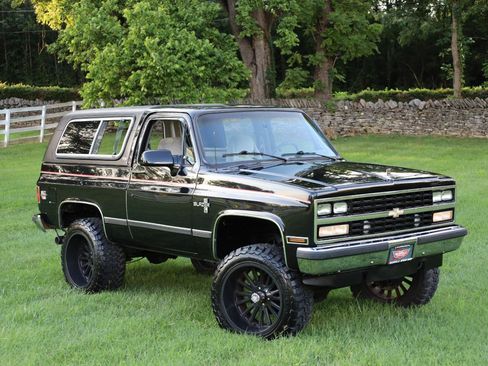 Used 1990 Chevrolet Blazer 4WD image 4