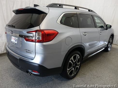 Used 2024 Subaru Ascent Touring AWD/4WD image 8