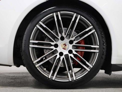 Used 2014 Porsche 911 Carrera 4S AWD/4WD image 36