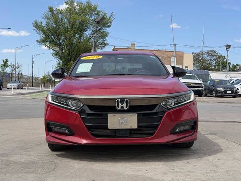 Used 2019 Honda Accord Sport image 2