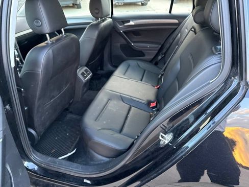 Used 2018 Volkswagen Golf SE FWD image 14