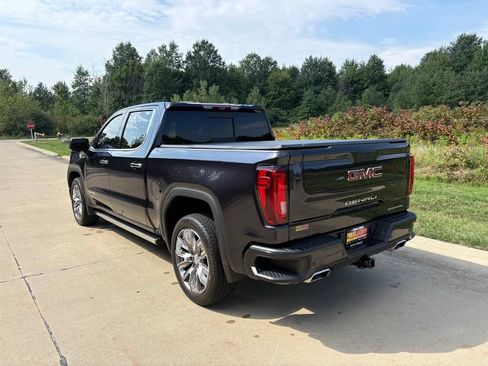 Used 2023 GMC Sierra 1500 Denali w/ Denali Reserve Package AWD/4WD image 7