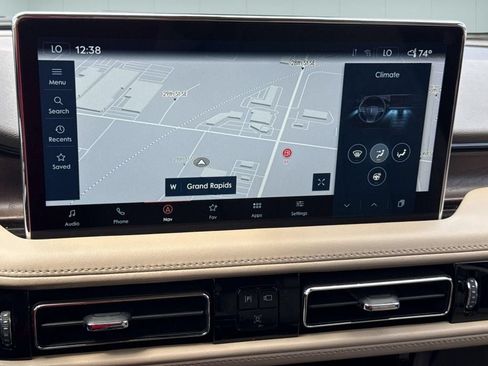 Certified 2022 Lincoln Nautilus Reserve AWD/4WD image 25