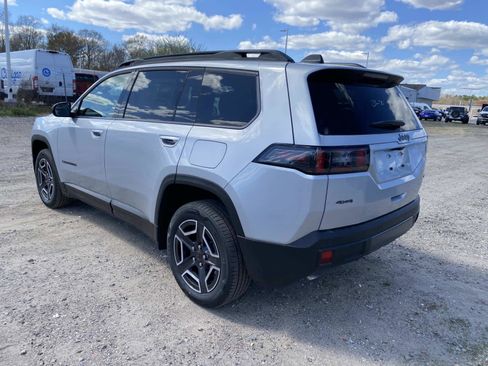 New 2026 Jeep Cherokee Laredo AWD/4WD image 3