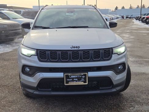 New 2026 Jeep Compass Latitude AWD/4WD image 5
