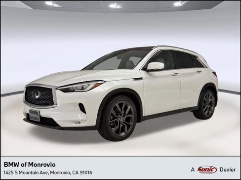 Used 2019 INFINITI QX50 Essential w/ Sensory Package image 1