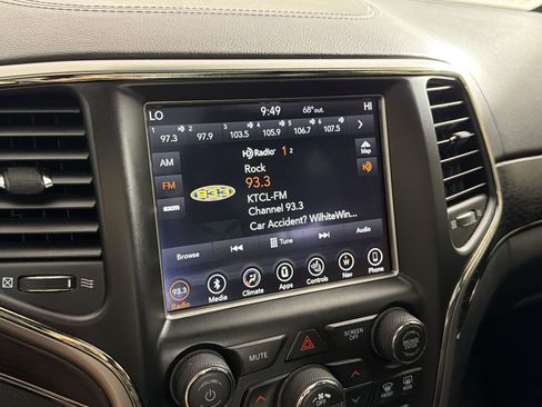 Used 2018 Jeep Grand Cherokee High Altitude image 24