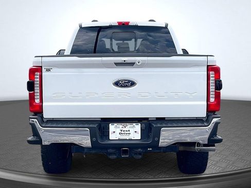 Used 2024 Ford F250 Lariat w/ Lariat Ultimate Package AWD/4WD image 6