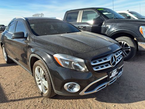 Used 2019 Mercedes-Benz GLA 250 4MATIC image 4