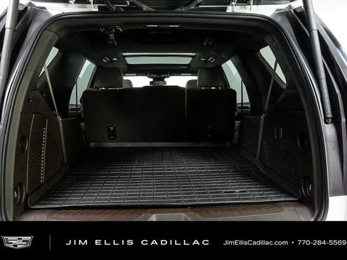 Used 2023 GMC Yukon SLT RWD image 30