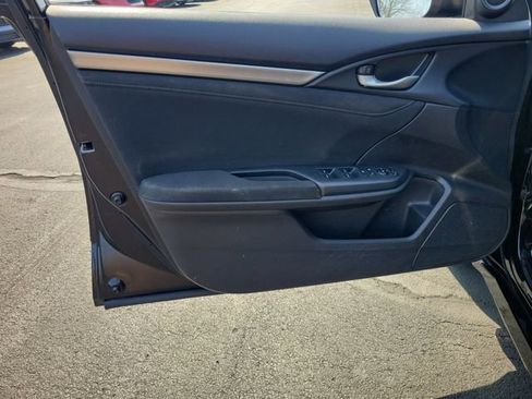 Used 2019 Honda Civic EX image 38