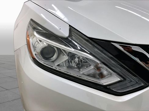 Used 2016 Nissan Altima 2.5 SL w/ 2.5 Technology Package FWD image 27