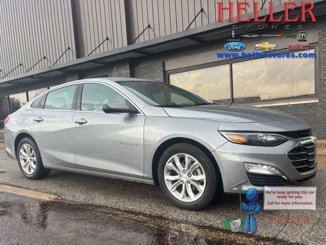Used 2025 Chevrolet Malibu LT FWD image 1